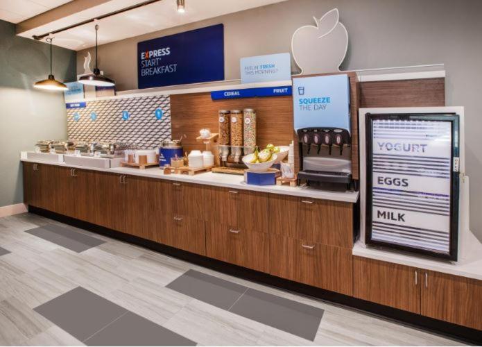 Holiday Inn Express & Suites - Hawaiian Gardens By Ihg 외부 사진