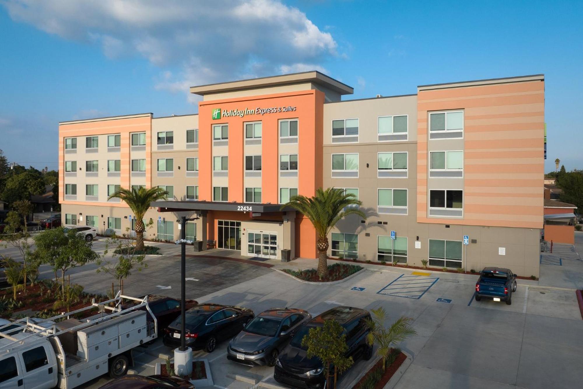 Holiday Inn Express & Suites - Hawaiian Gardens By Ihg 외부 사진